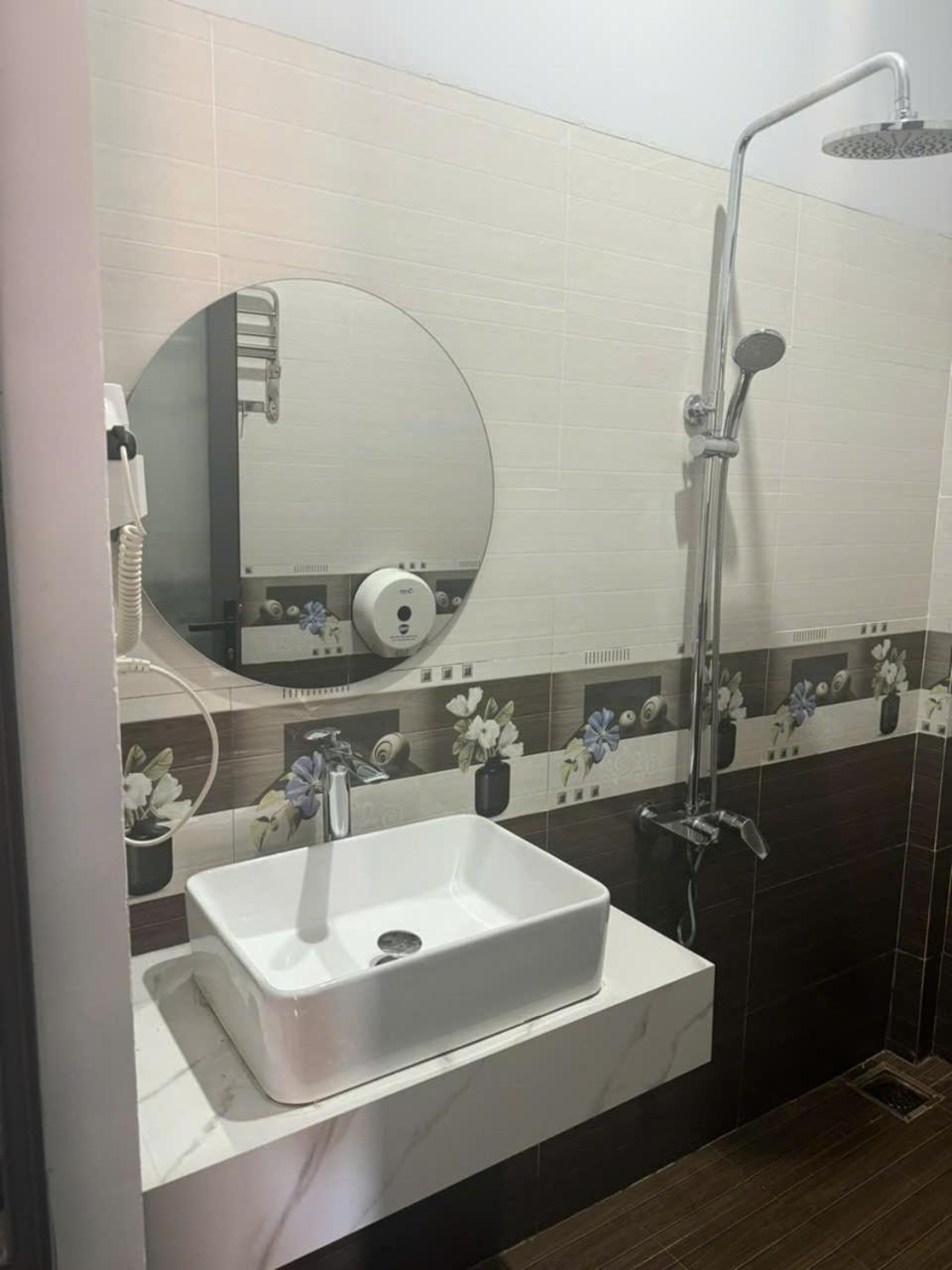 באו לוק Nam Anh Hotel מראה חיצוני תמונה